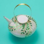tea pot pearl white